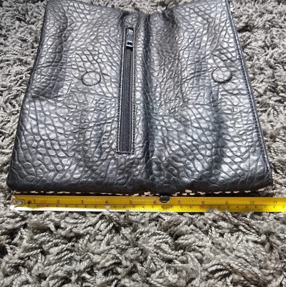 Clutch Bag Black White Vegan Faux Leather Woven Handbag - Picture 7 of 9
